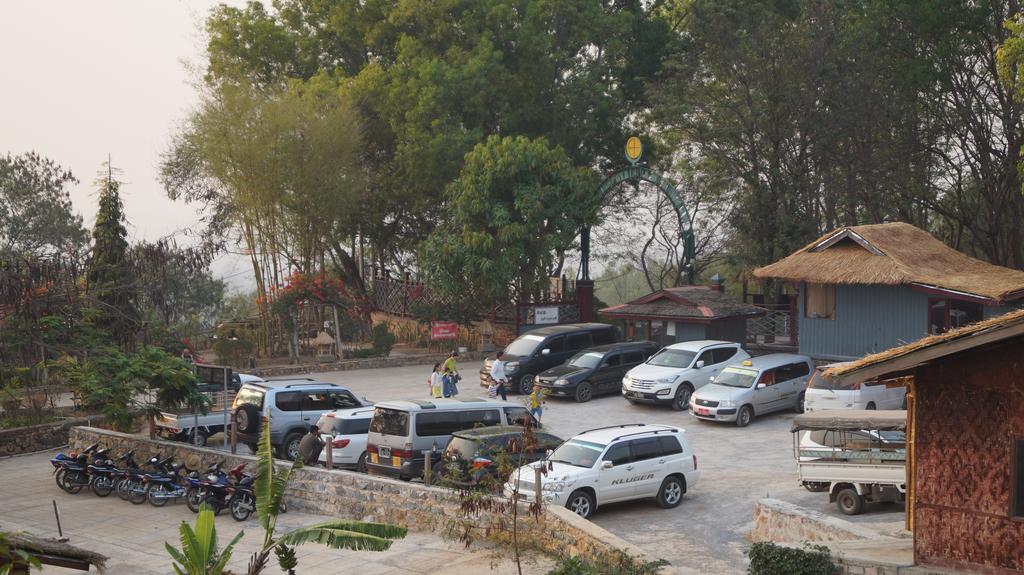 Aythaya Monte Divino Lodge Таунджи Екстер'єр фото
